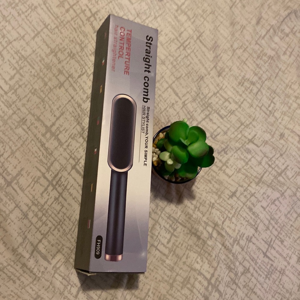 Straight Comb | Hair Straightener